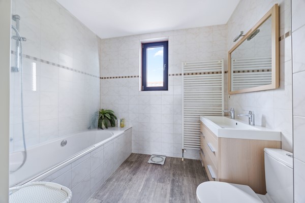 Medium property photo - Van Baaklaan 50, 2493 CG Den Haag